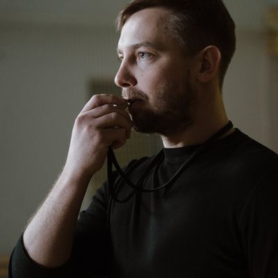 Olga Zarichna, professional fitness expert and lifestyle coach.